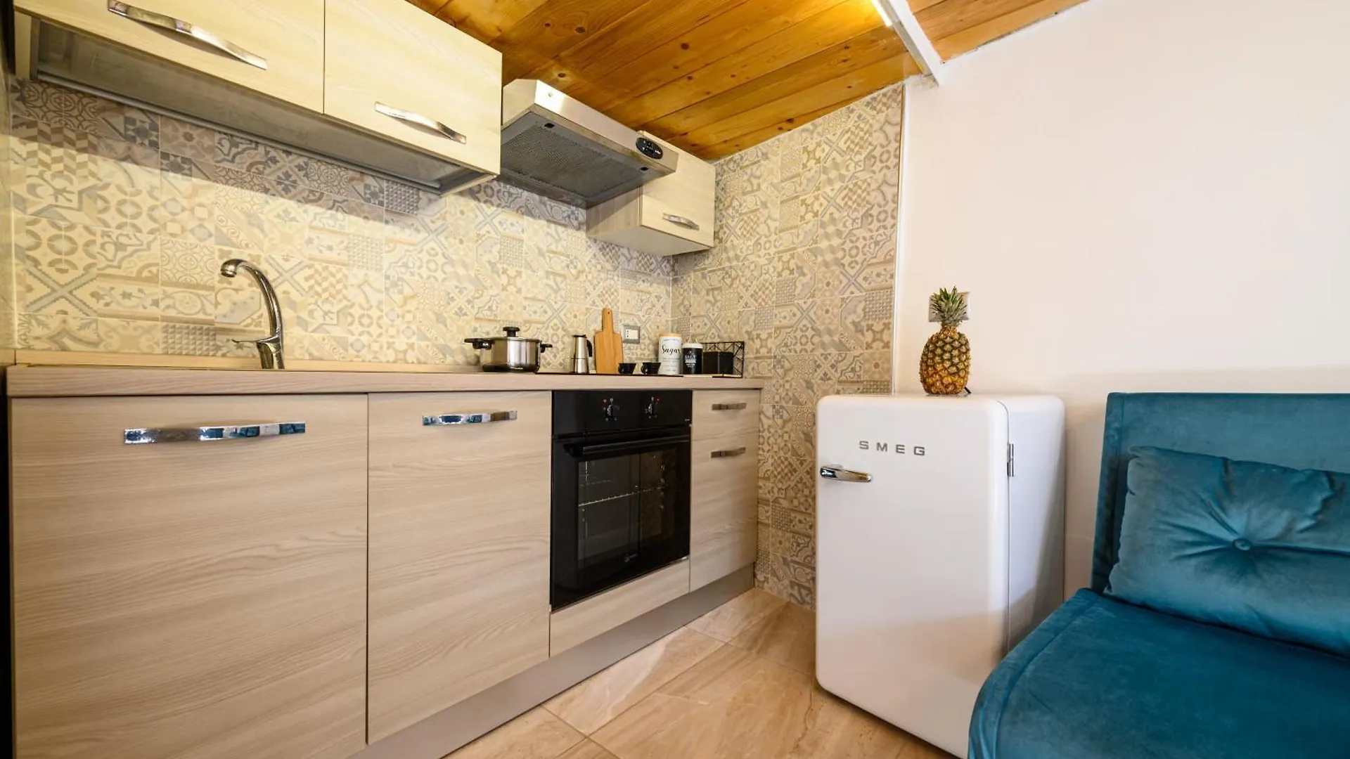 El Barrio In Bed Apartment Naples 0*,  Italy