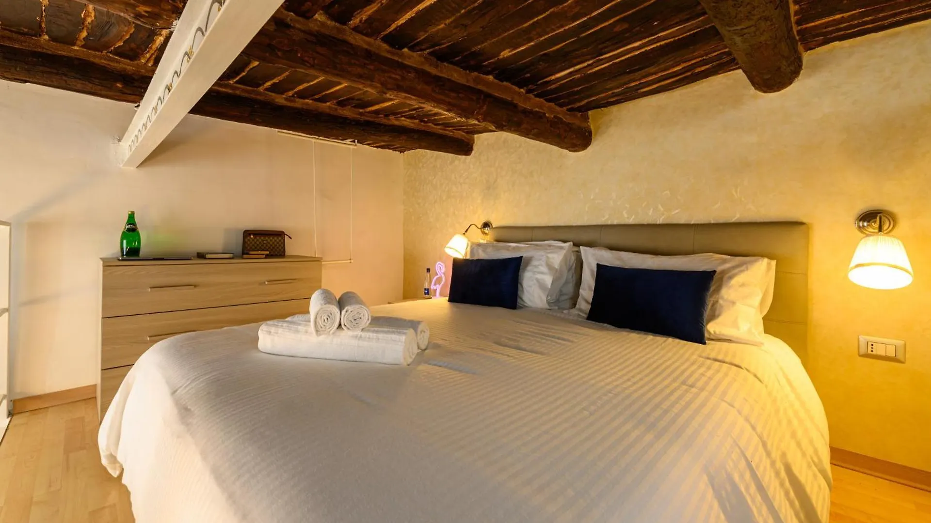 El Barrio In Bed Apartment Naples